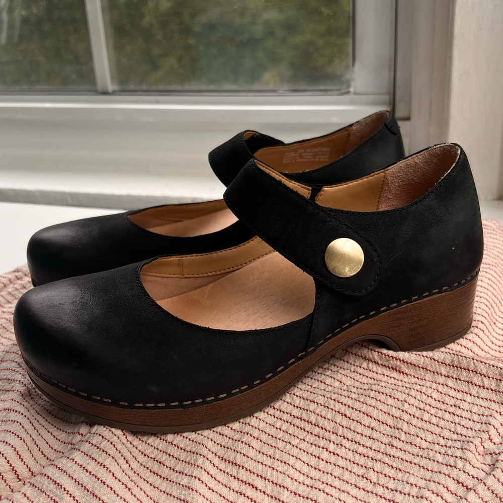 Dansko Beatrice Black Burnished Nubuck Clog Mary Jane